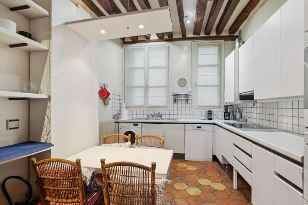 Marais Historical Center Parisian 3br Апартаменты *
