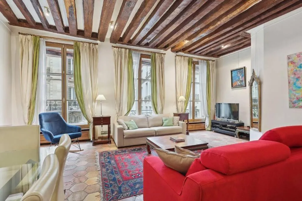 Апартаменты Marais Historical Center Parisian 3br *